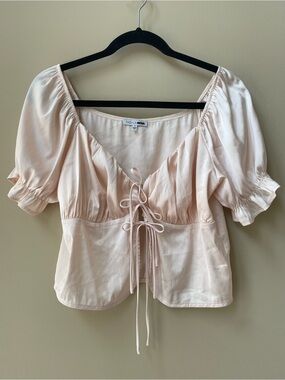 Fashion Nova Light Chanoagne Tie-Front Puff Sleeve Blouse